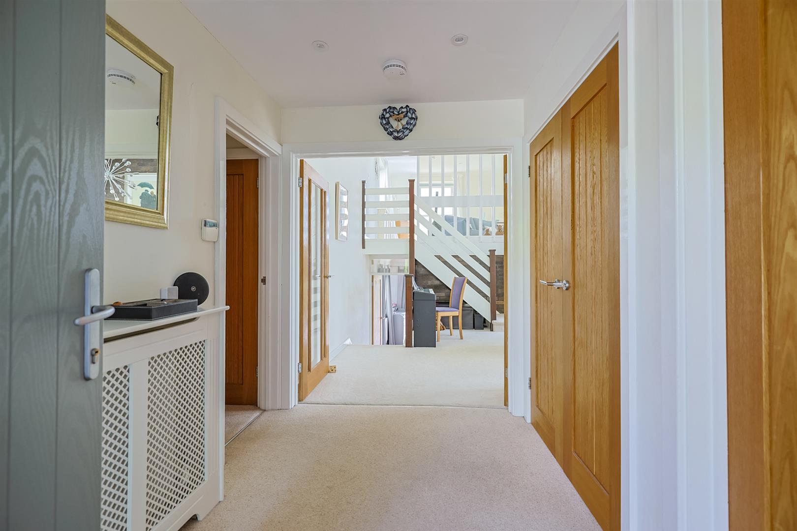 Misty Hills Close, Three Crosses, Swansea, SA4 3JF